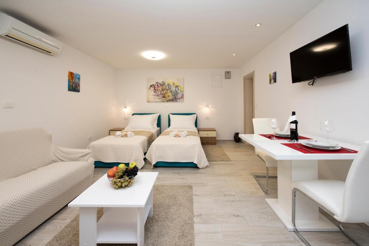 Apartments Maraton Split Exterior foto